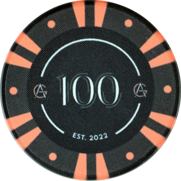 Keramik-Pokerchip in Schwarz und Lachsorange mit Monogramm AG, Wert 100, Est. 2022